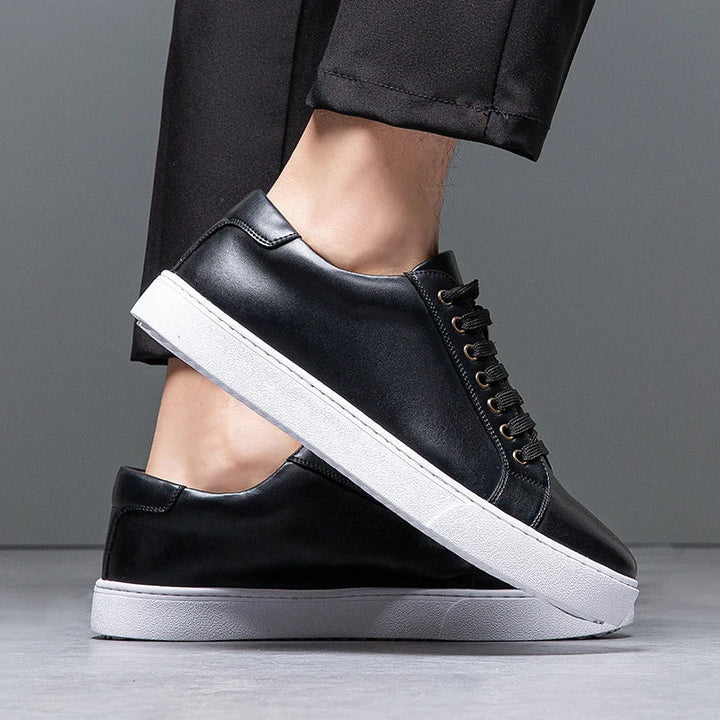 MATRIX Classy Leather Sneaker