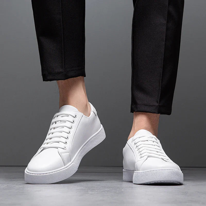 MATRIX Classy Leather Sneaker