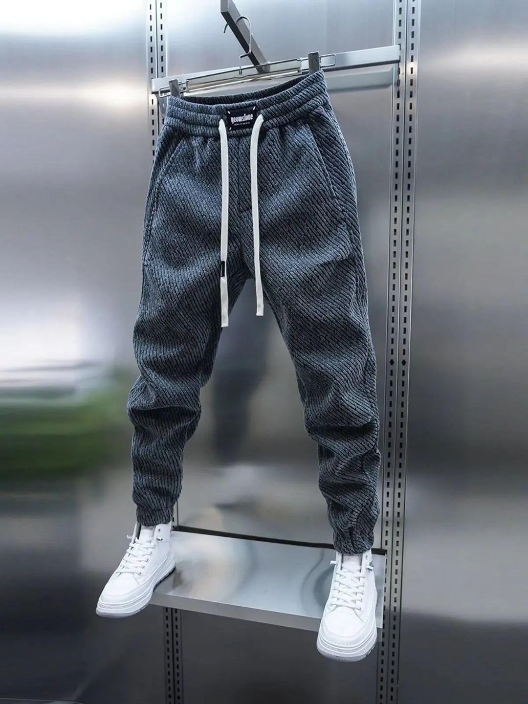 Ronvelo's Tapered Jogger