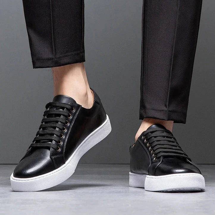 MATRIX Classy Leather Sneaker