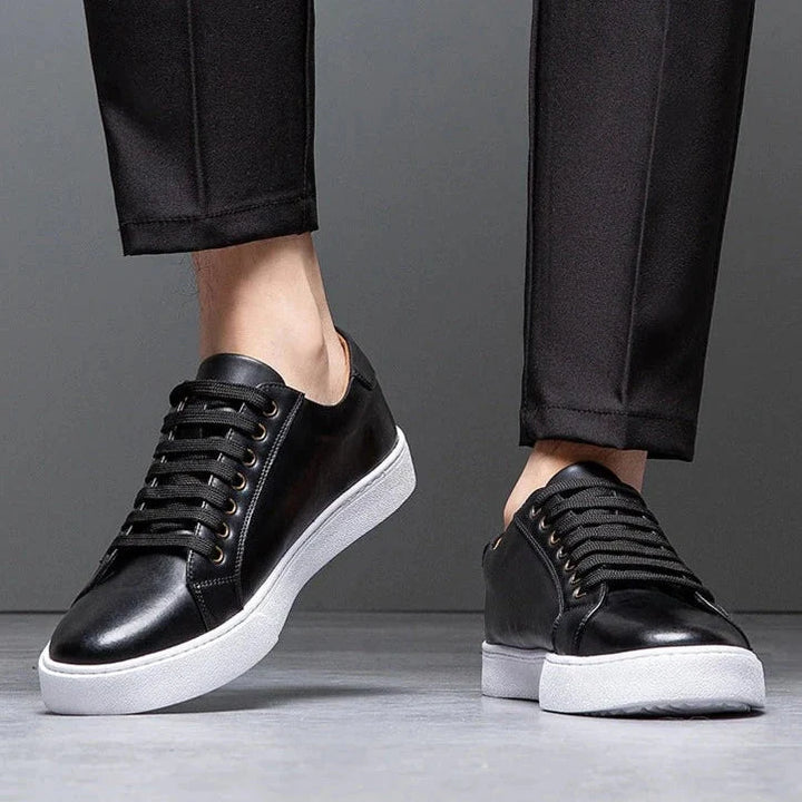MATRIX Classy Leather Sneaker