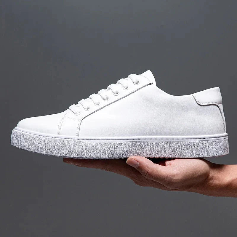 MATRIX Classy Leather Sneaker