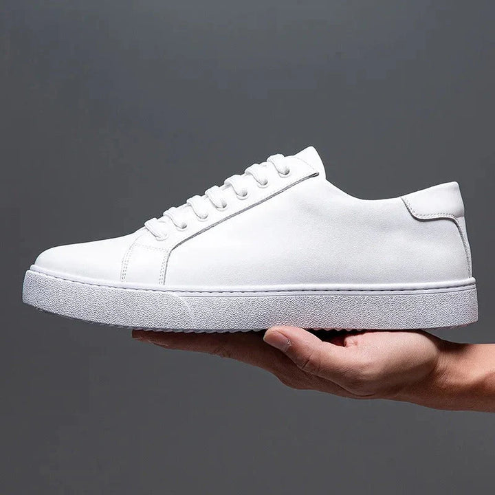 MATRIX Classy Leather Sneaker